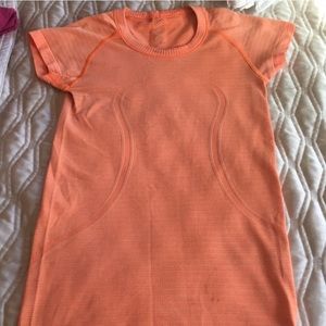 Lululemon orange top!🍊🍊
